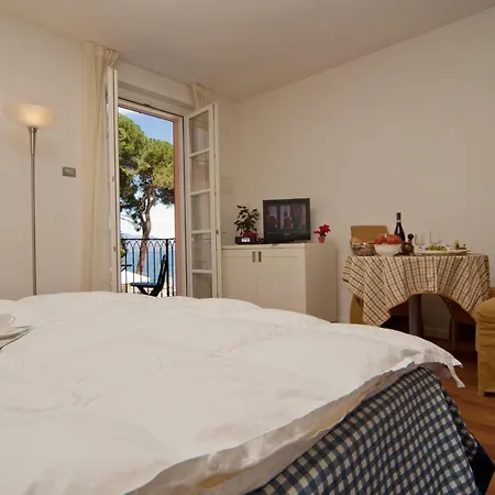 Apartment Sleeps 3 Pool T421421 *